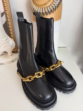 SANDRO PARIS - LEATHER - SIZE 37
